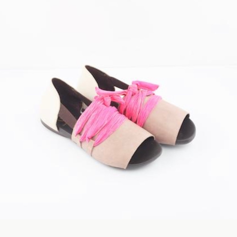 New Flat Leather Sandals